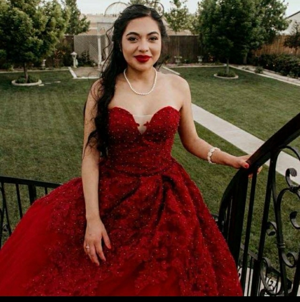 strapless ball gown - Picture 3 of 8